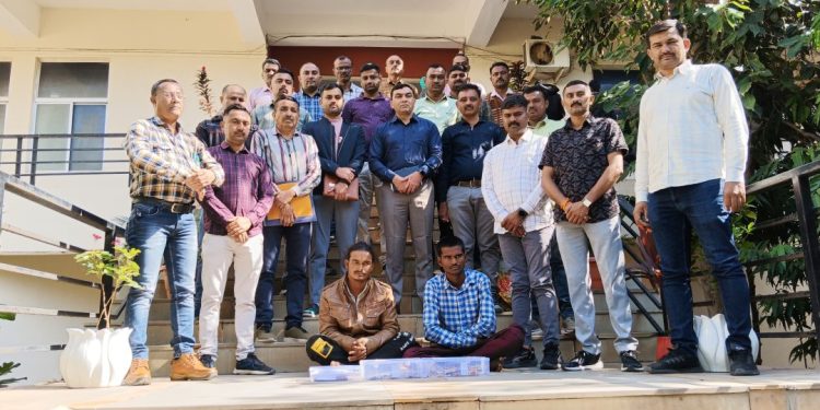 કાલાવડના નાની વાવડી ગામે તસ્કરોએ કરી હતી તિજોરી સાફ, LCBએ આટલા તોલા સોનું રીકવર કર્યું