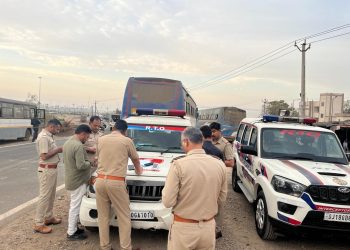 જામનગર:આર.ટી.ઓ. દ્વારા ટેક્ષ ડિફોલ્ટર મેગા એન્ફોર્સમેન્ટ ડ્રાઈવ યોજાઈ