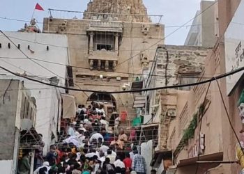 દ્વારકામાં ફુલડોલનો ઉત્સાહ ભાવિકોમાં જબરો ઉત્સાહ…