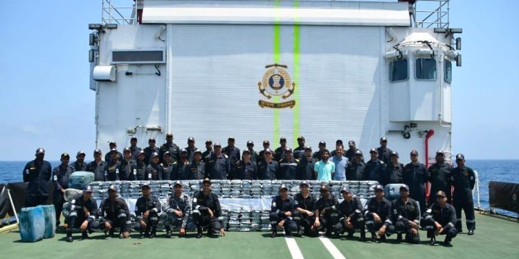 ફરી એક વખત ઝડપાયું ડ્રગ્સ : રૂ. 1,800 કરોડનું 300 કિલો ડ્રગ્સ..