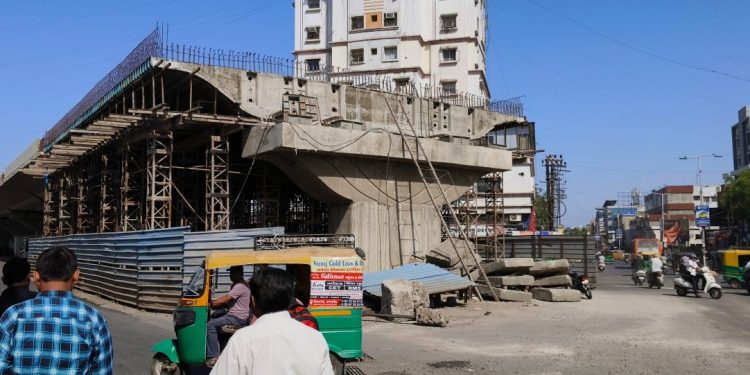 જામનગરમાં અંબર ચાર રસ્તા તથા નાગનાથ જંકશન નજીકના રસ્તાઓ બંધ…