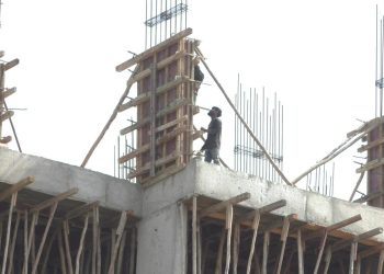 હીટવેવથી બાંધકામ શ્રમિકોને રક્ષણ આપવાની વાત: જામનગરમાં અમલવારીના નામે મીંડુ…