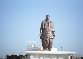 યુનિટી બ્રાસ વર્લ્ડ ખાતે આયોજિત અલૌકિક મનોરથમાં સરદાર વલ્લભભાઈ પટેલના સ્ટેચ્યુનું અનાવરણ