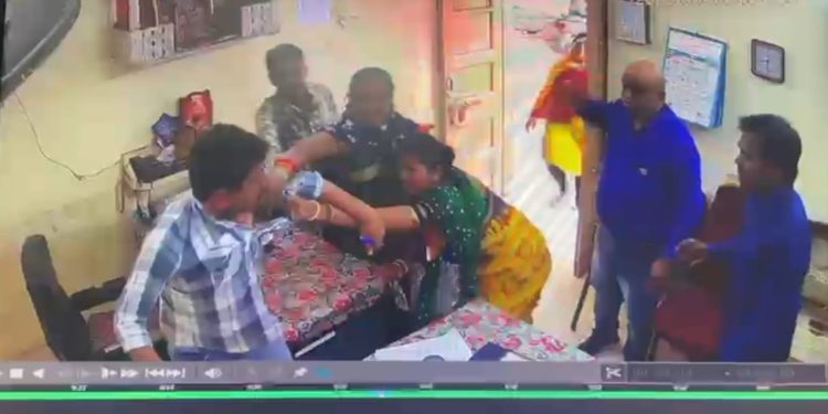 બબાલ : જામનગરની જીજી હોસ્પિટલમાં બોલાચાલી-મારઝૂડ !