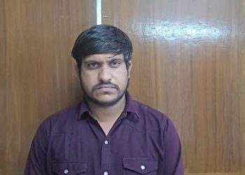 PSI અને રાઈટર વતી લાંચ લેતા SOGનો કોન્સ્ટેબલ ઝડપાયો