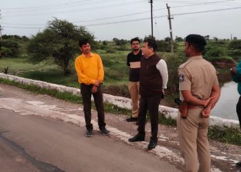 દેવભૂમિ દ્વારકા:જીલ્લા કલેકટર રાજેશ તન્નાની જીલ્લાના વિવિધ પુલો અંગે સ્થળ સમિક્ષા