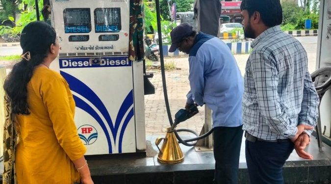 રાજ્યમાં 94 ટકા પેટ્રોલપંપ ‘દૂધે ધોયેલાં’ હોવાનો દાવો !…