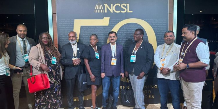 જામનગરના ધારાસભ્ય દિવ્યેશ અકબરી એ અમેરિકાના બોસ્ટન શહેરમાં ભારત વતિ પ્રતિનિધિત્વ કરીને નગરનું ગૌરવ વધાર્યું