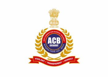 મહિલા DySPએ લાંચના નાણાં લેવા રાઈટરને કારમાં મોકલ્યો, પછી….