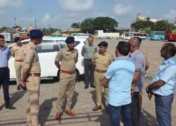 જામનગર: એસ.પી સહિતની ટીમ દ્વારા ગરબા આયોજનના સ્થળની મુલાકાત લઈ સુરક્ષા વ્યવસ્થા મુદ્દે સ્થળ સમિક્ષા કરાઈ