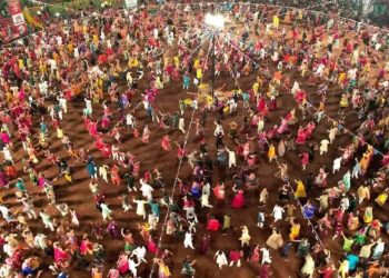 નવરાત્રિના આગમન પૂર્વે નિયમોનું પાલન કરવા માટેના ‘ગરબા’ શરૂ…