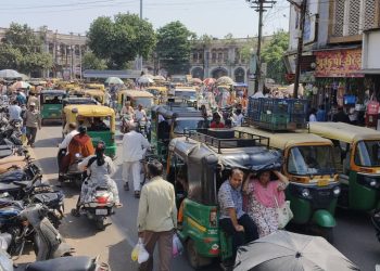 જામનગરમાં તહેવારો ટાણે બેફામ ટ્રાફિક અવ્યવસ્થાઓથી લાખો નગરજનો હેરાન પરેશાન..!