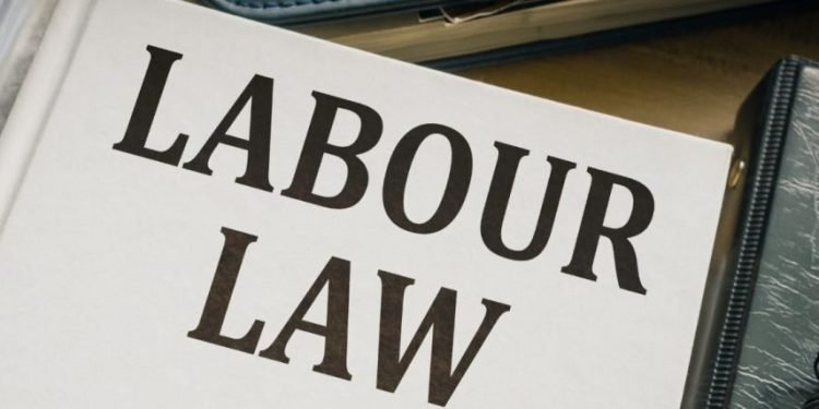 કામદારોનું હિત : દેશભરમાં 4 લેબરકોડનો અમલ શરૂ..