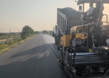 લાલપુરથી ત્રણ પાટિયા સુધીના સ્ટેટ હાઈવેનું રિસર્ફેસીંગ કામ શરૂ