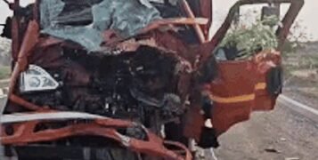 ટ્રક આગળના વાહનમાં ઘૂસી ગયો : પતિ-પત્ની અને બાળકનો ભોગ !